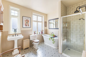 Photo 9- click for photo gallery